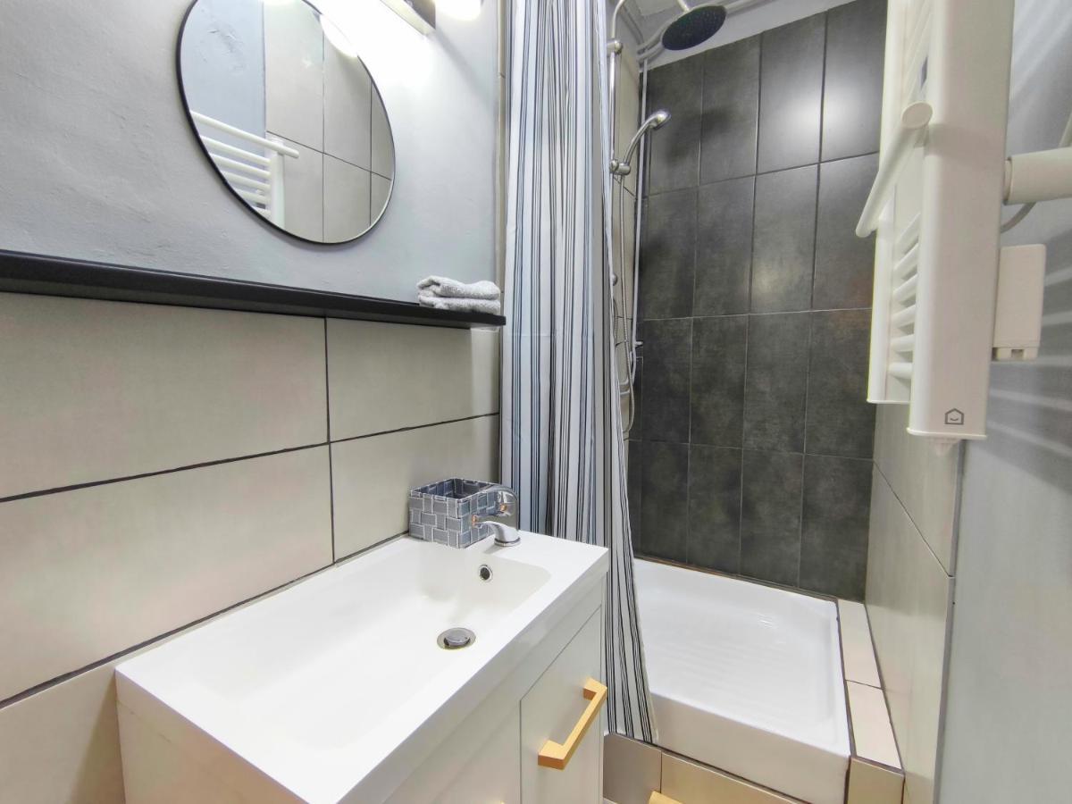 Number 22 - Le Dorat - Apartment 3 With Garden & Free Parking Eksteriør bilde